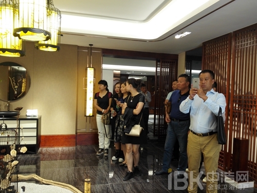 心海伽藍展廳全新亮相，迎經(jīng)銷商考察團首批參觀